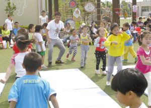 网上如何报名成都师范幼师学校