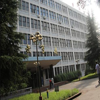 重庆知行卫生学校怎么车，附近公交站