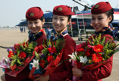 初中生就读贵阳航空学校空乘服务专业怎么样