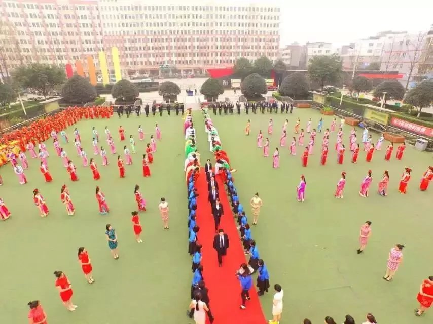 成都卫生学校招生电话66355313 (5).jpg