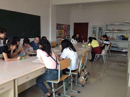 在重庆市想学幼师选择哪所学校比较好？