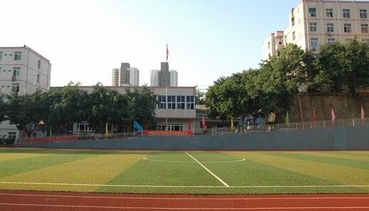 重庆沙坪坝区地铁学校去哪里学比较好?